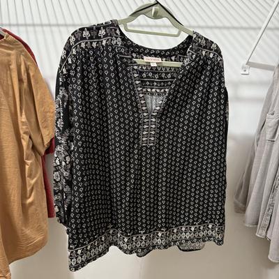 Large Women’s Tops and Blouses Lot Size L-XXL (PB-BM)