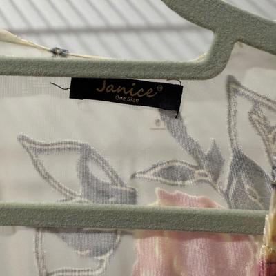 Large Women’s Tops and Blouses Lot Size L-XXL (PB-BM)