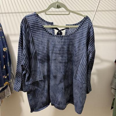 Large Women’s Tops and Blouses Lot Size L-XXL (PB-BM)