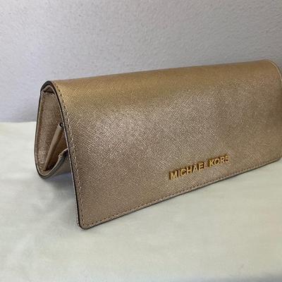 New Michael Kors Wallet, Pale Gold w/shine