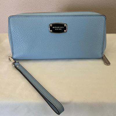New Michael Kors Wristlet, Lt Sky Blue