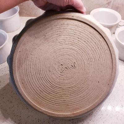 Signed Pie Pottery and Four Bennington Vermont Mugs (DR-KD)