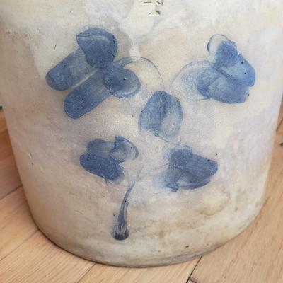 Brown Brother Huntington LI Crock (DR-BM)