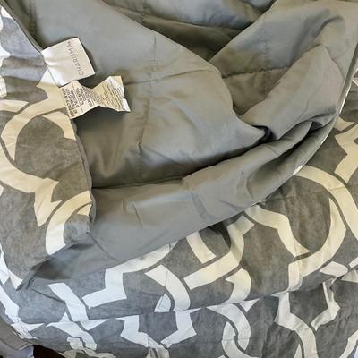 Charisma Down Alternative King Blanket