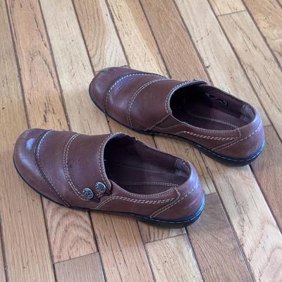 Clarks, Asolo, Explore24, and More Women’s Shoes - Sizes 9-9 1/2 (PB-DZ)