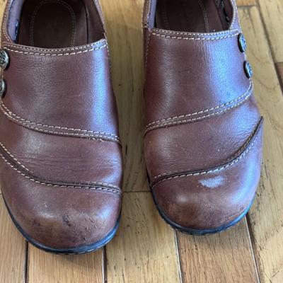 Clarks, Asolo, Explore24, and More Women’s Shoes - Sizes 9-9 1/2 (PB-DZ)