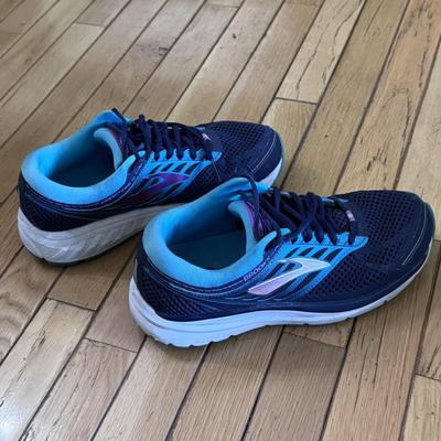 Clarks, Asolo, Explore24, and More Women’s Shoes - Sizes 9-9 1/2 (PB-DZ)