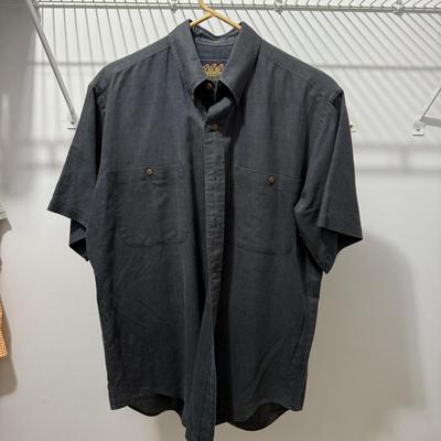 Men’s Short and Long Sleeve Button-Ups Size M (PB-BM)