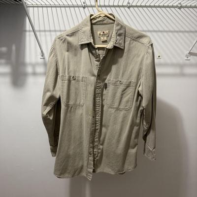 Men’s Short and Long Sleeve Button-Ups Size M (PB-BM)