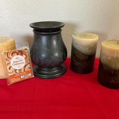 Scentsy Burner with unused Candles