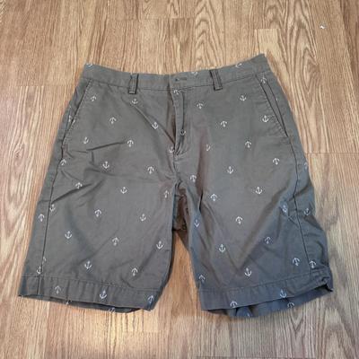 Men’s Shorts from Amazon Essentials, Lands’ End, and Towncraft - Men’s Sizes 31-32 (PB-DZ)