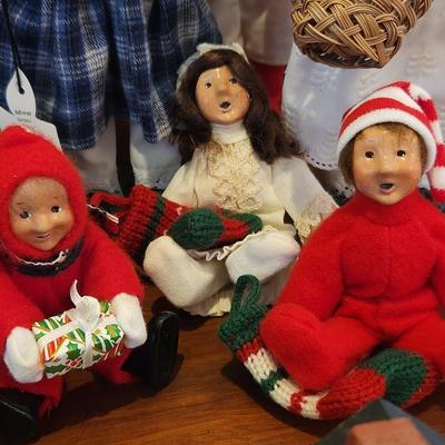 Buyers Choice Carolers