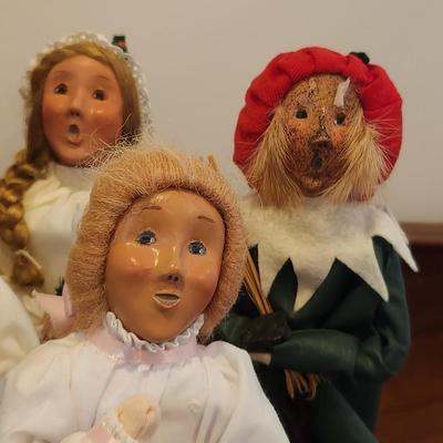 Buyers Choice Carolers