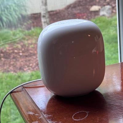 Two Google Nest WiFi Pro’s (PB-DZ)