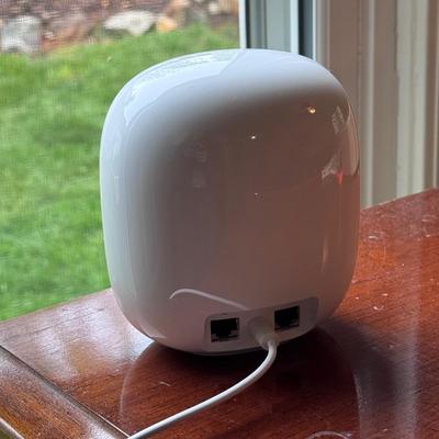 Two Google Nest WiFi Pro’s (PB-DZ)