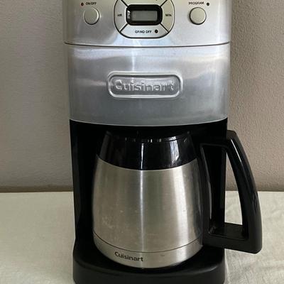 Cuisinart Coffee Maker w/coffee grinder and programer clock