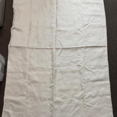 Large White Vintage Tablecloth 124 x 84 cotton