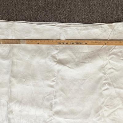 Large White Vintage Tablecloth 124 x 84 cotton