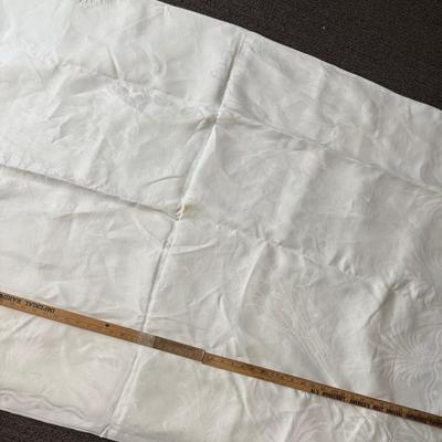 Large White Vintage Tablecloth 124 x 84 cotton