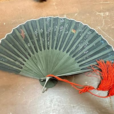 Vintage Folding Hand Fan Lot