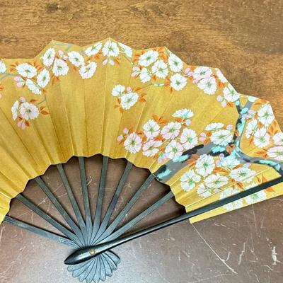 Vintage Folding Hand Fan Lot