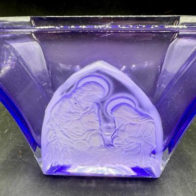Teleflora Czech Republic Purple Blue Art Glass Manger Nativity Scene Flower Vase