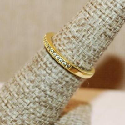 Size 7 Delicate Half Infinity Ring with Single Row of Tiny Stones on a Gold Tone Band (3.4g)
