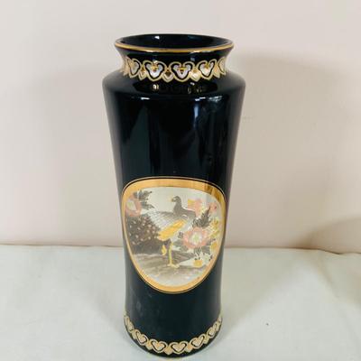 LOT 39: Asian Inspired Decor Including Ginger Jars by Toyo and Satsuma Japan, a “Chokin” Metal-Engraved Vase from Japan and More