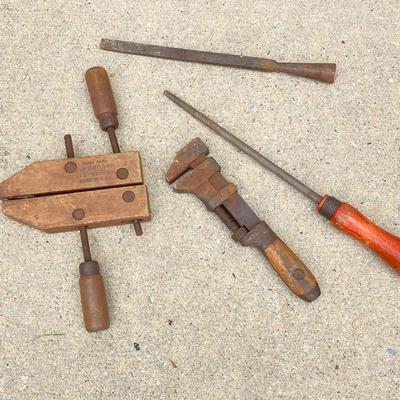 LOT 58: Sears Craftsman Bench Grinder Model 257 190470, Craftsman Rotary Tool Model 572.610950 with Cases / Accessories and Vintage Hand...