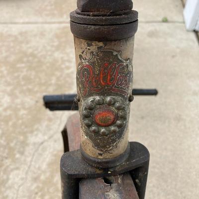 LOT 62: Vintage Men's Rollfast Bicycle