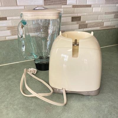 LOT 70: Kitchen Appliances - Osterizer Blender, Sears Counter Craft Food Processor and Oster Touch-a-Matic Can Opener / Juicer
