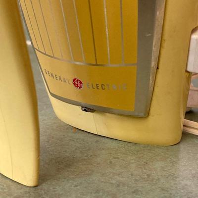 LOT 74: Vintage Kitchen Appliances and More - General Electric Mixer, Easy Twist by Foley Jar Opener, Toaster, Corning Ware Blue Corn...