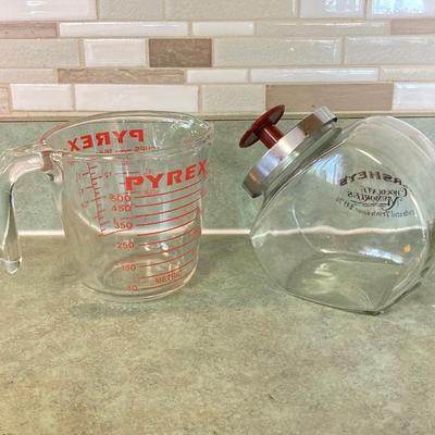 LOT 75: Kitchen Essentials - OGGI Corporation Nesting Bowls, Corn Holders, Pyrex Measuring Cup, Hershey's Candy Jar, Punch N Cover,...