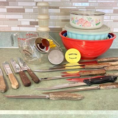 LOT 75: Kitchen Essentials - OGGI Corporation Nesting Bowls, Corn Holders, Pyrex Measuring Cup, Hershey's Candy Jar, Punch N Cover,...