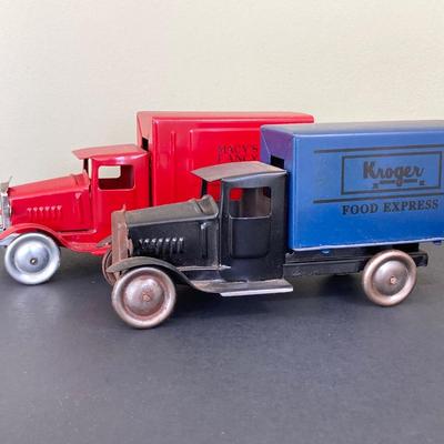 LOT 79: Pair of Metalcraft Corp. Toy Delivery Trucks - Kroger Food Express and Macy's Fancy & Dry Goods