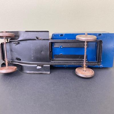 LOT 79: Pair of Metalcraft Corp. Toy Delivery Trucks - Kroger Food Express and Macy's Fancy & Dry Goods