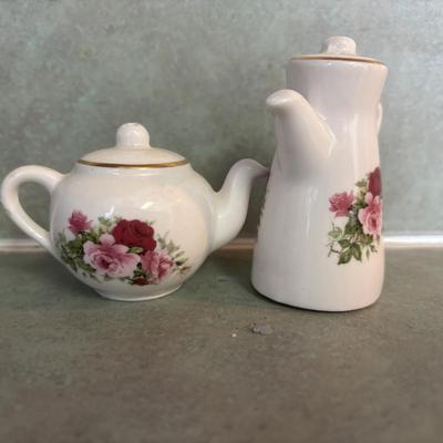 LOT 89: Time for Tea: Silverplate Teapot, Sugar & Creamer, Royal Vale, Meito China, Vintage Electric Teapot, Hand Painted Vase &...