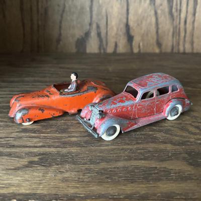 LOT 91: Vintage Tin Garage and Tootsie Toy Cars/Trucks