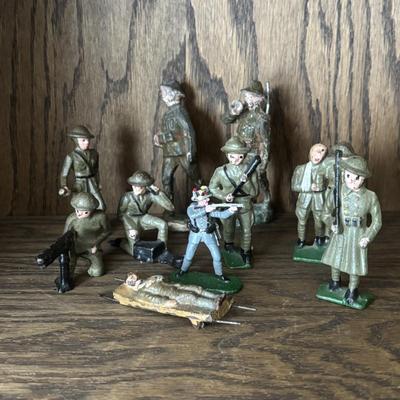 LOT 92: Vintage Metal Toy Soldiers & 2 Composition Soldiers (1 will not stand on its own)