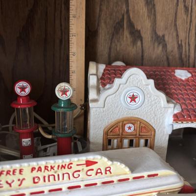 LOT 93: Roadside Diners & More: Lefton"s Great American Diner Series, A.C. Gilbert American Flyer "Frank & Beans",...