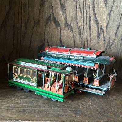 LOT 96: Collectible Tin Toy Street Cars