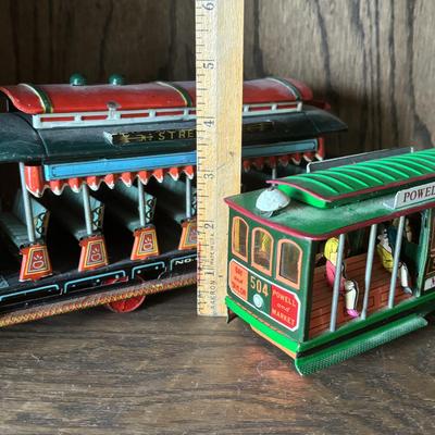 LOT 96: Collectible Tin Toy Street Cars