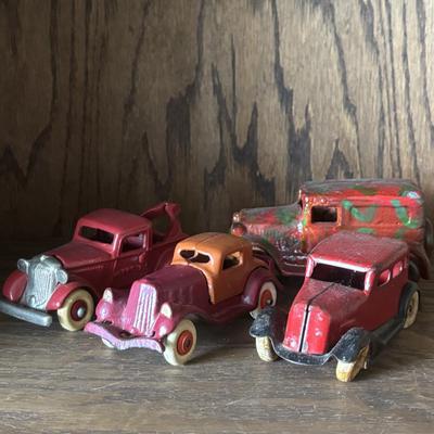 LOT 97: Cast Iron (3) and Tin Toy Car (1
