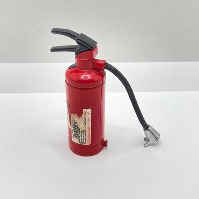 LOT 176: Vintage Lighter Collection - Zippo, Ronson and More