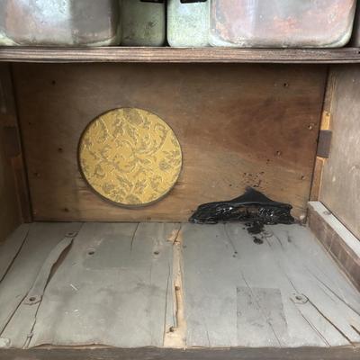 LOT 199: Antique Victor Radio Box - Perfect for Repurposing