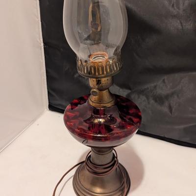 Electric Cranberry Glass Table Lamp (B)