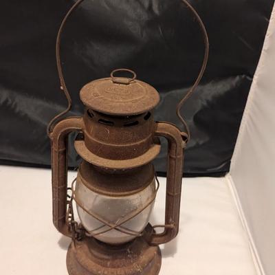 Vintage Dietz Weathered Barn Lantern (B)