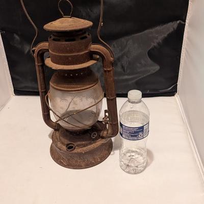 Vintage Dietz Weathered Barn Lantern (B)