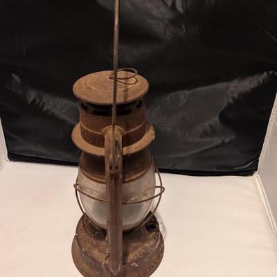 Vintage Dietz Weathered Barn Lantern (B)