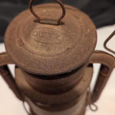 Vintage Dietz Weathered Barn Lantern (B)
